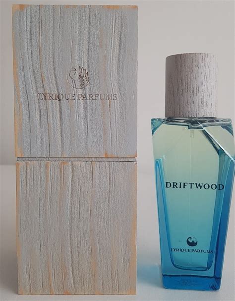 driftwood lyrique parfums